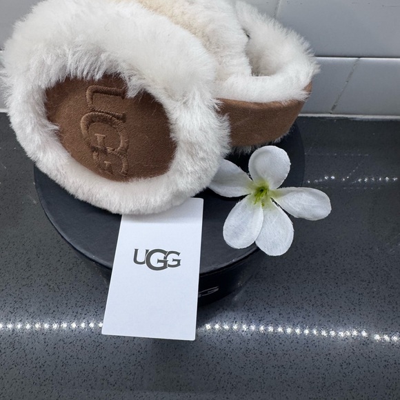 UGG Chestnut Sheepskin Embroidered Earmuffs - Picture 7 of 14